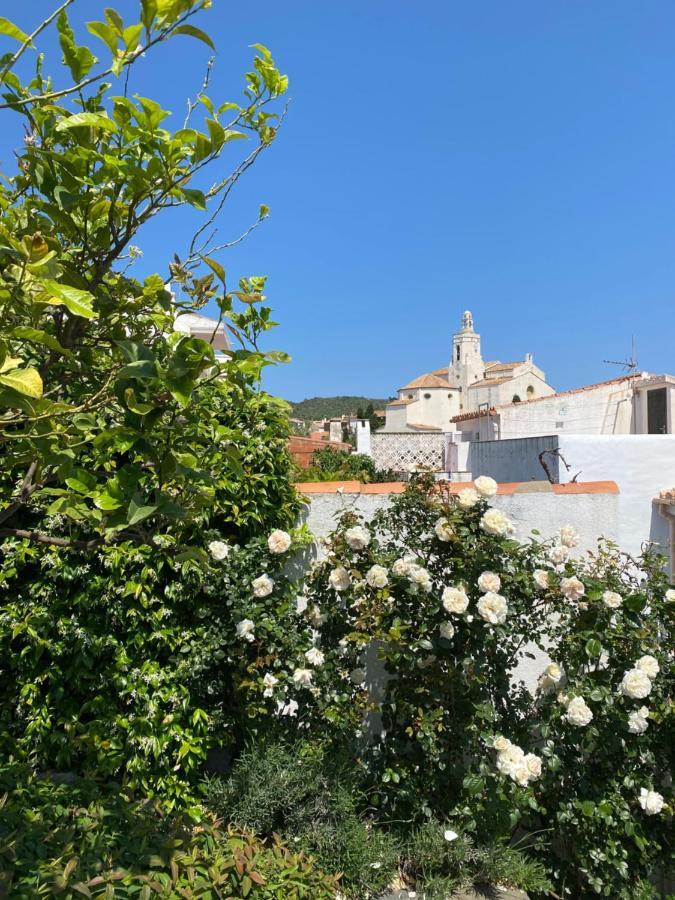 Centric Townhouse With Sea View - Casa Marta Βίλα Cadaqués Εξωτερικό φωτογραφία