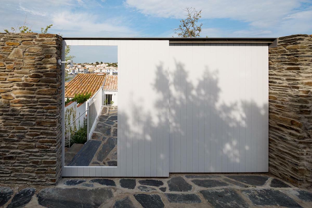 Centric Townhouse With Sea View - Casa Marta Βίλα Cadaqués Εξωτερικό φωτογραφία